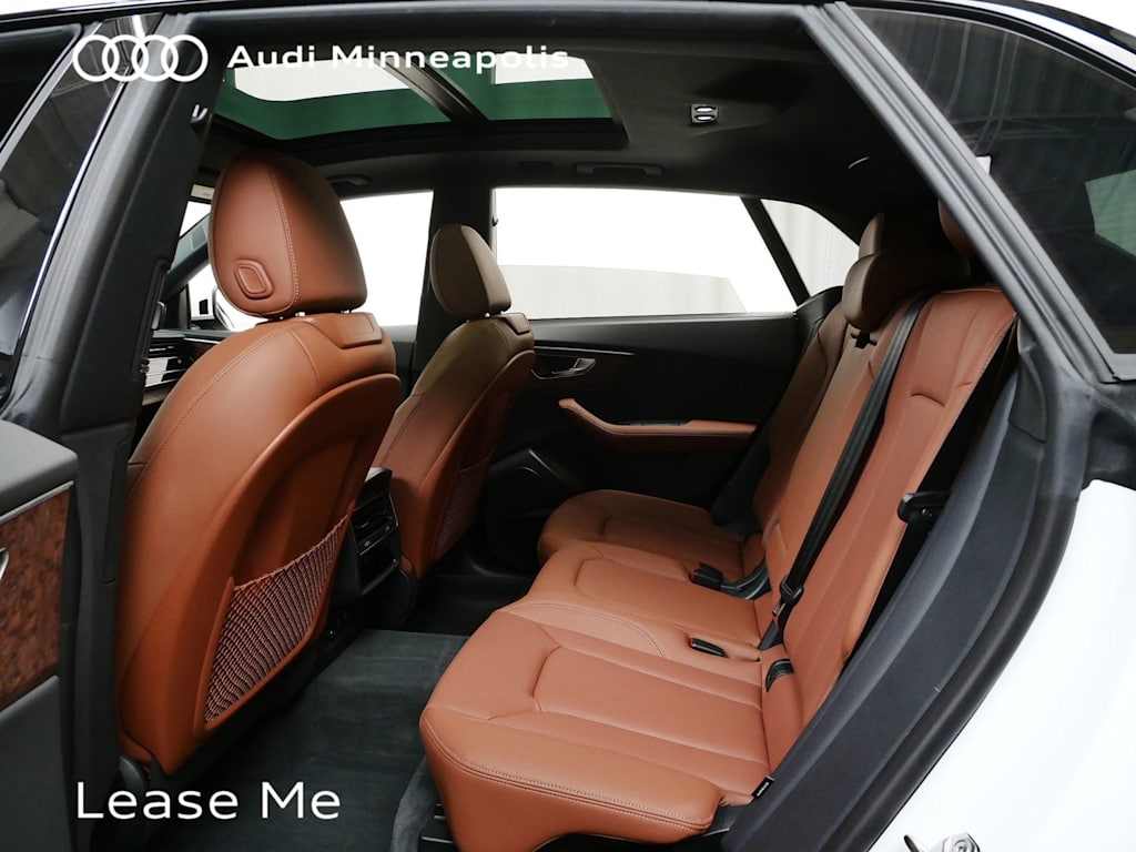 Thumbnail: 2026 Audi Q8 - 8