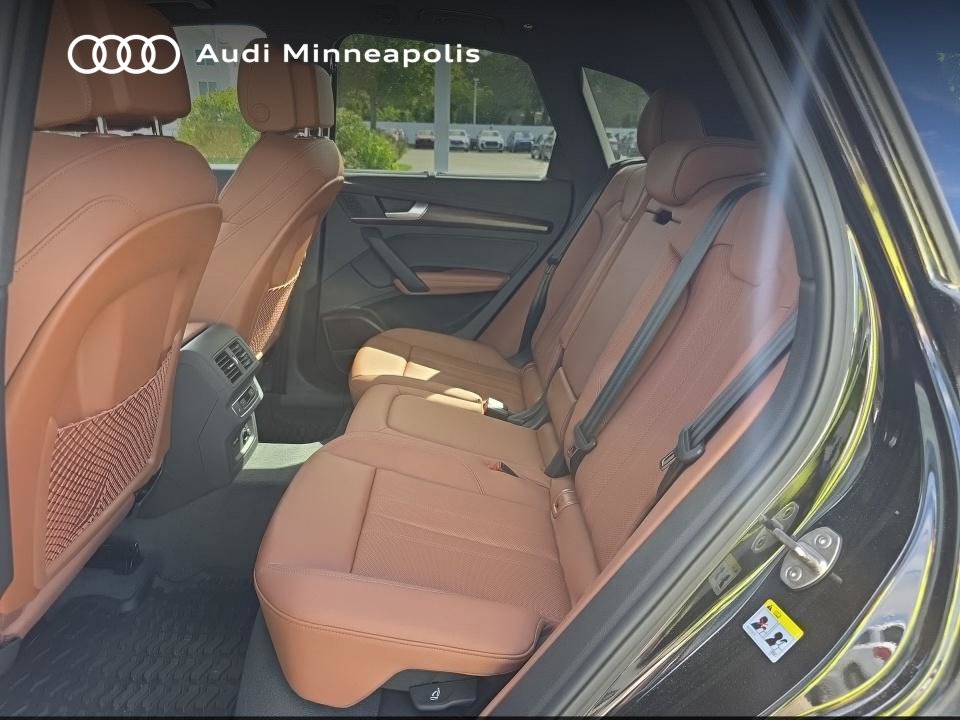 Thumbnail: 2023 Audi Q5 - 14