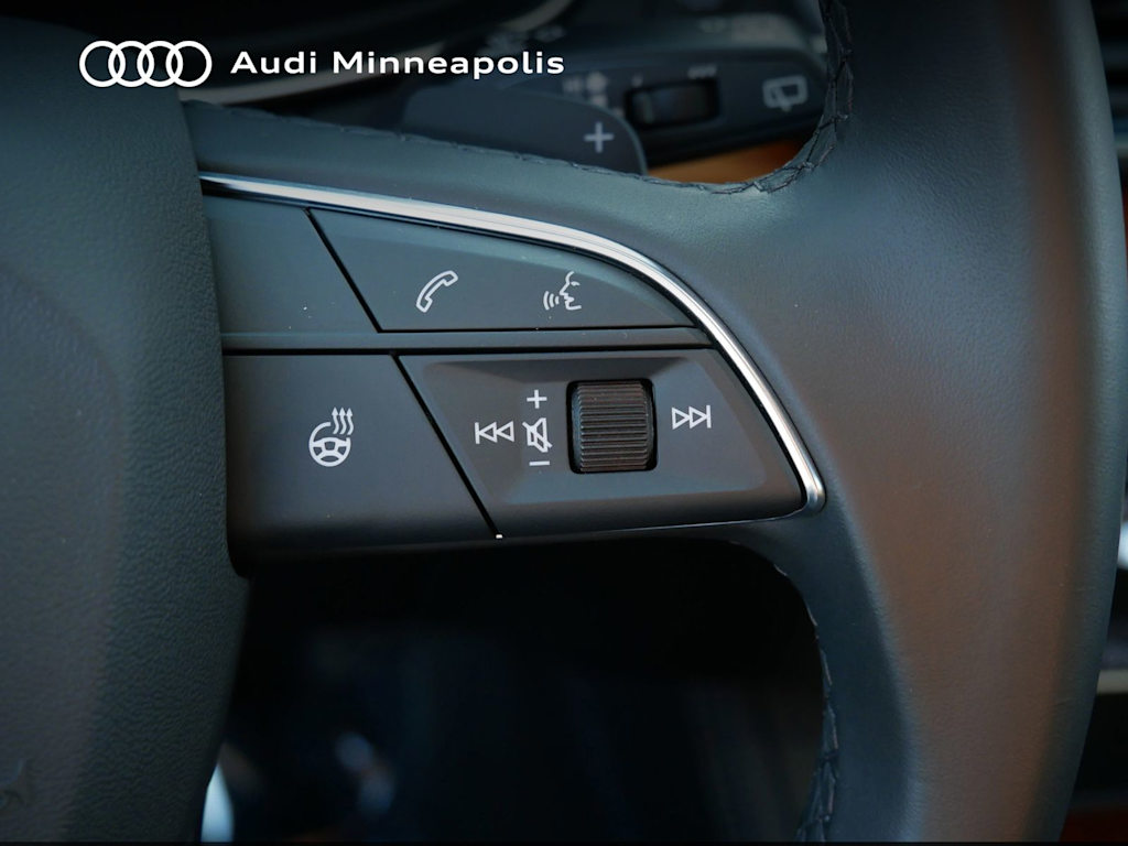 Thumbnail: 2023 Audi Q5 - 24