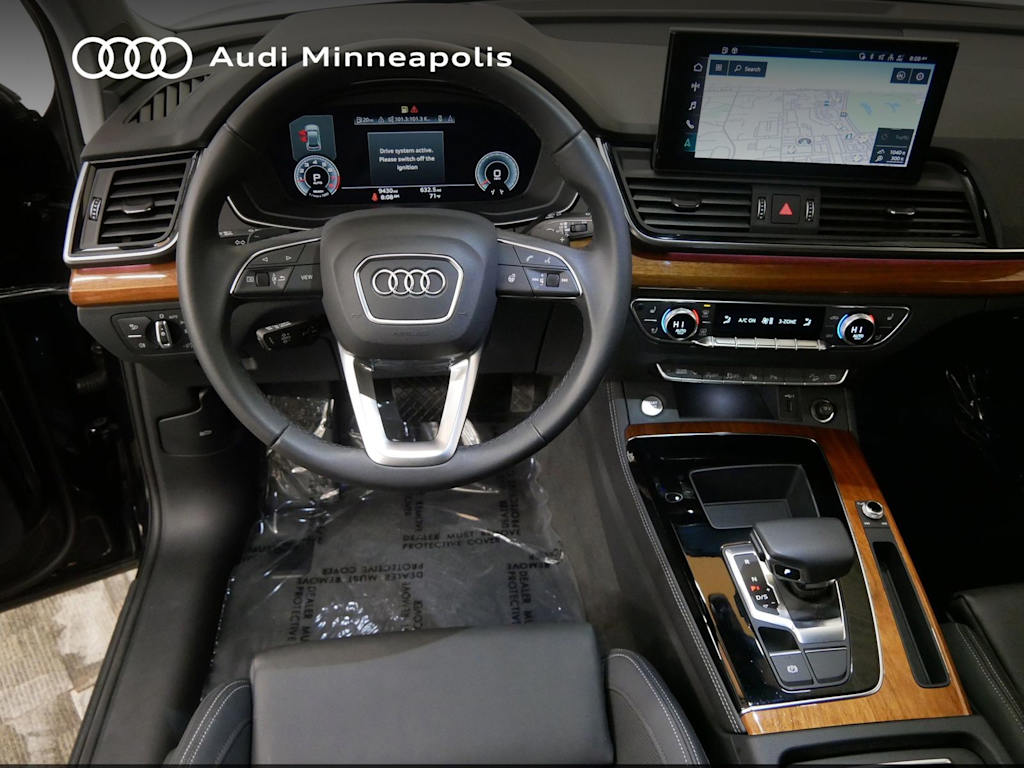 Thumbnail: 2023 Audi Q5 - 7