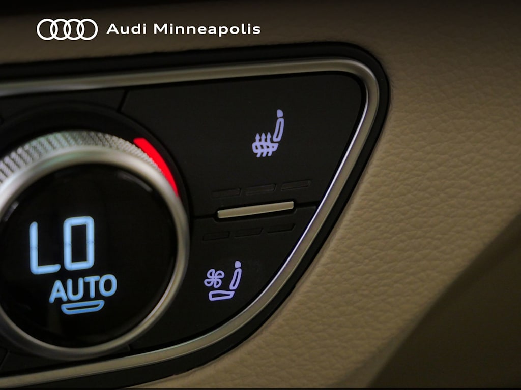 Thumbnail: 2023 Audi Q5 - 26