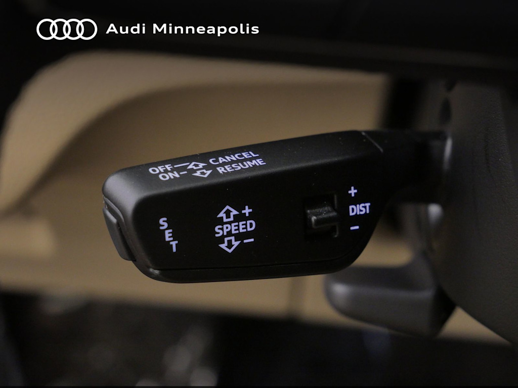 Thumbnail: 2023 Audi Q5 - 23