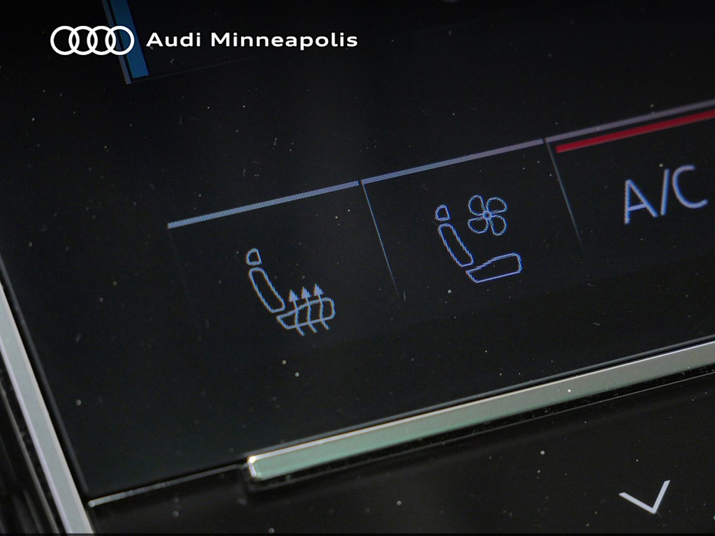 Thumbnail: 2023 Audi Q8 - 24