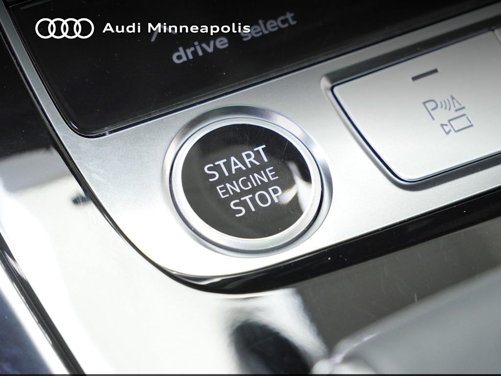 Thumbnail: 2023 Audi Q8 - 23