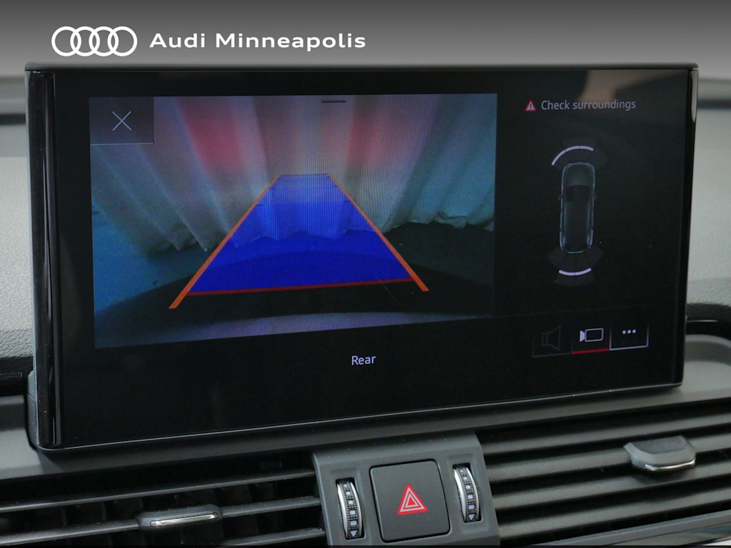 Thumbnail: 2023 Audi Q5 - 24