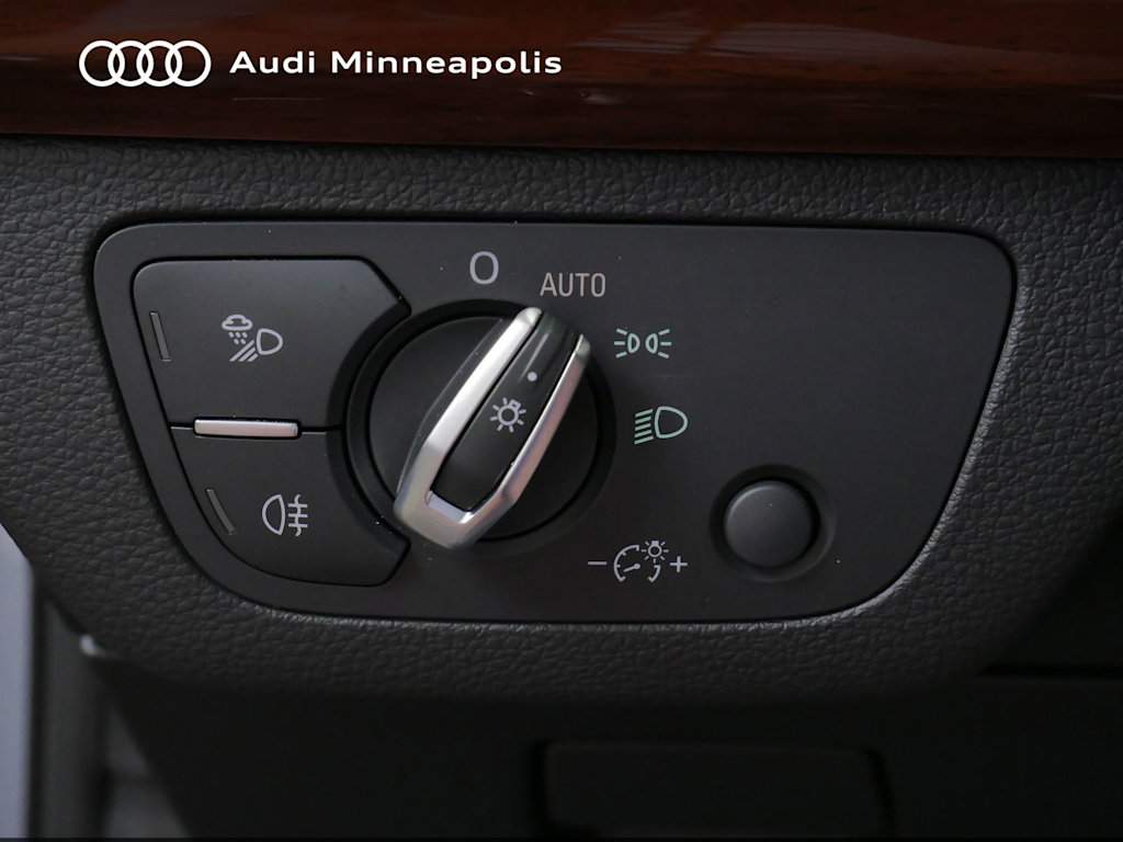 Thumbnail: 2023 Audi Q5 - 20