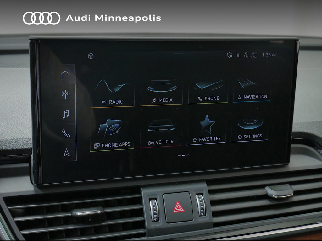 Thumbnail: 2023 Audi Q5 - 9