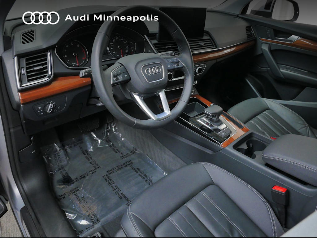 Thumbnail: 2023 Audi Q5 - 2