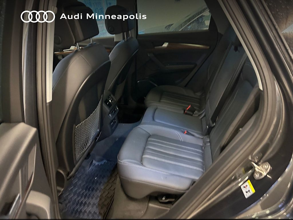 Thumbnail: 2023 Audi Q5 - 7