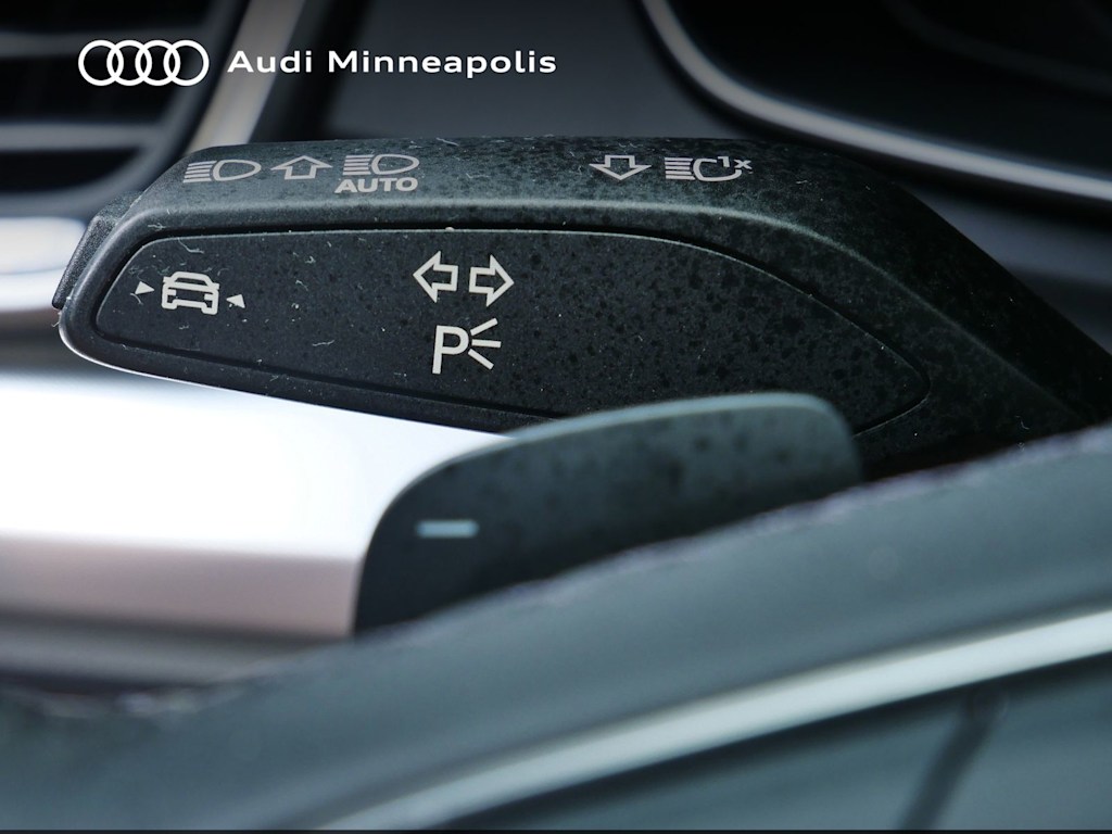 Thumbnail: 2024 Audi Q5 - 23