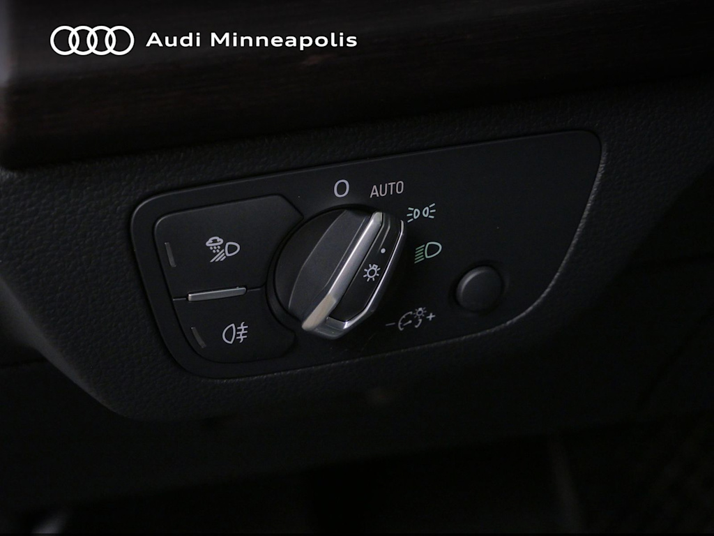 Thumbnail: 2023 Audi Q5 - 19
