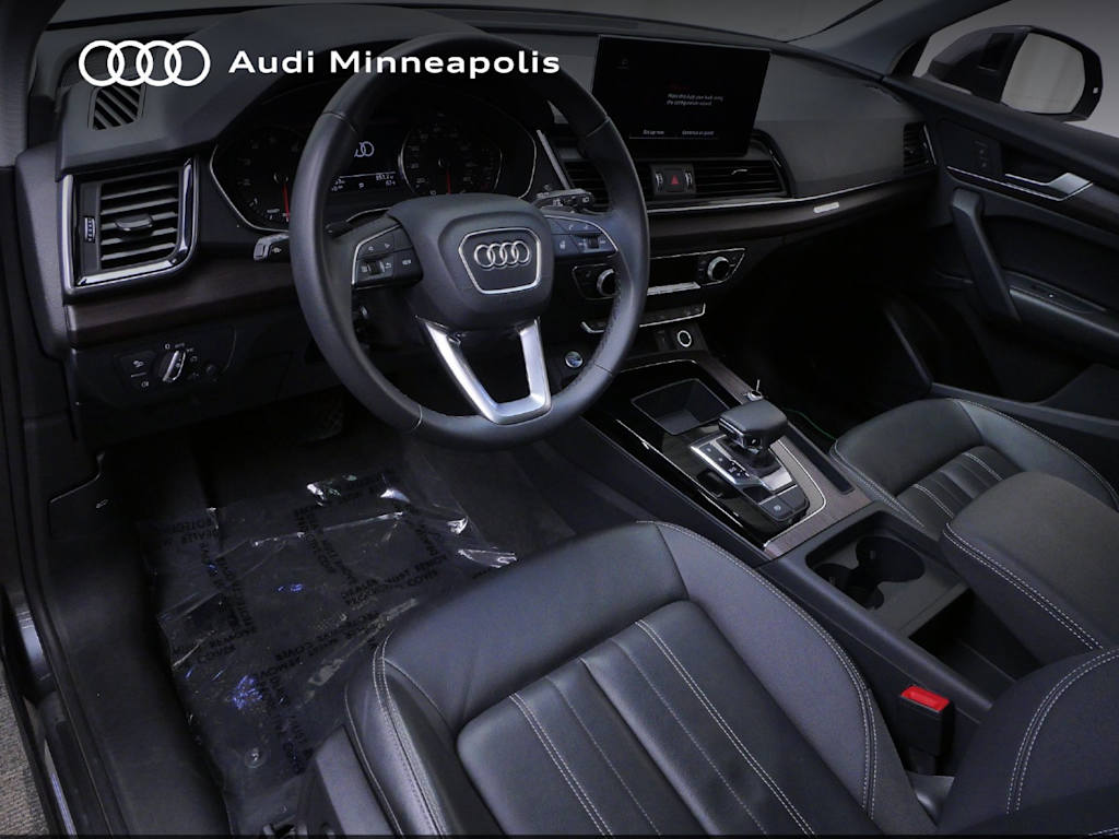 Thumbnail: 2023 Audi Q5 - 2