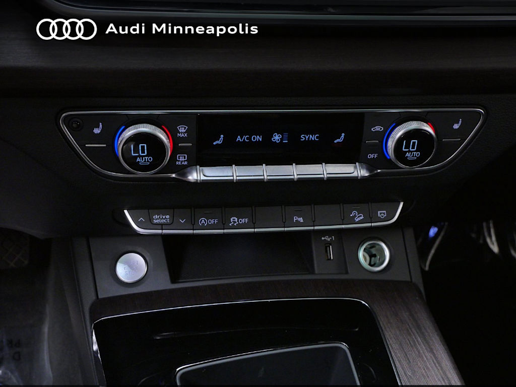 Thumbnail: 2023 Audi Q5 - 24