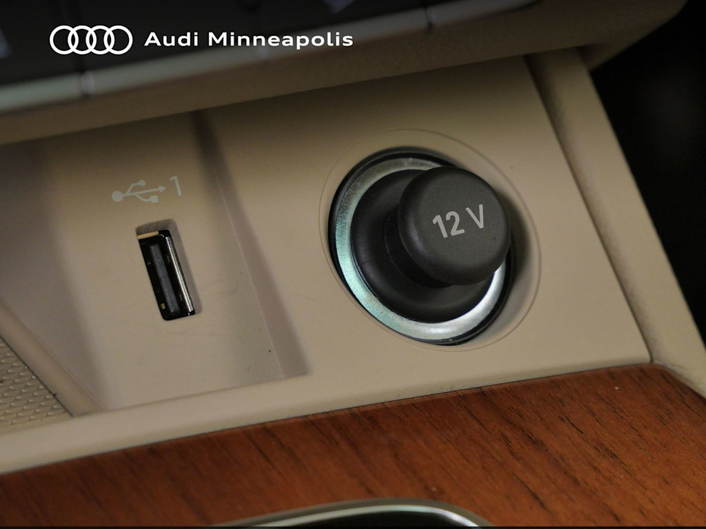 Thumbnail: 2023 Audi Q5 - 25