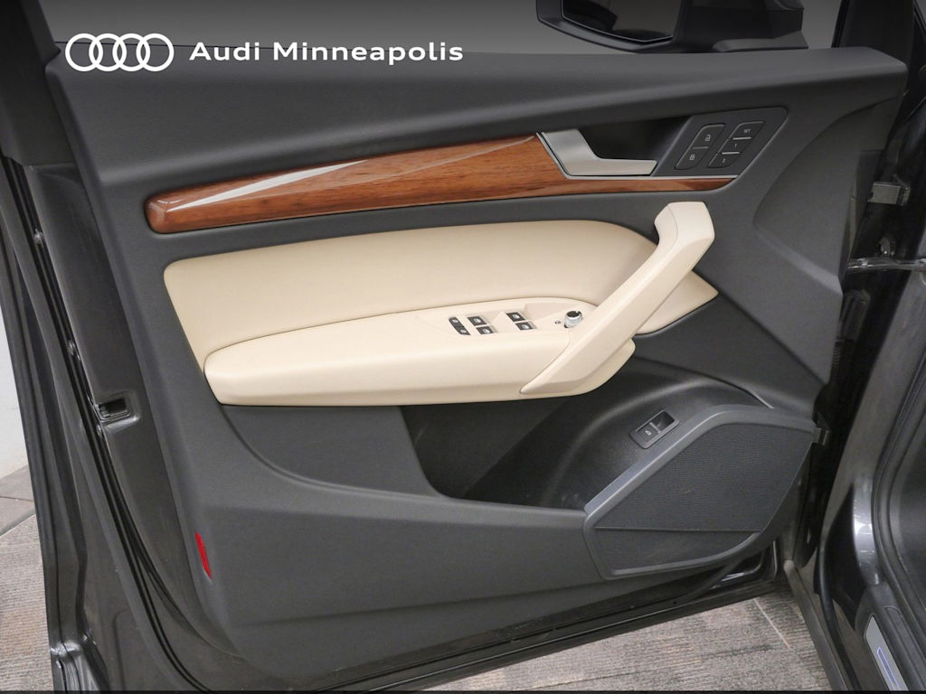 Thumbnail: 2023 Audi Q5 - 15