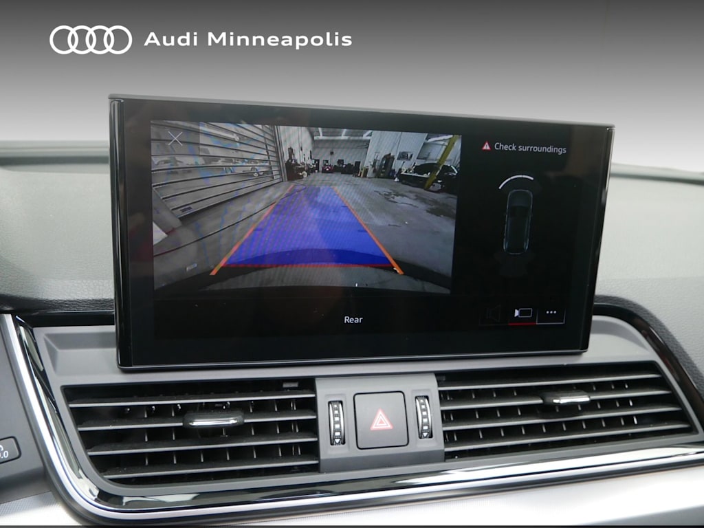 2024 Audi Q5 e Premium 25