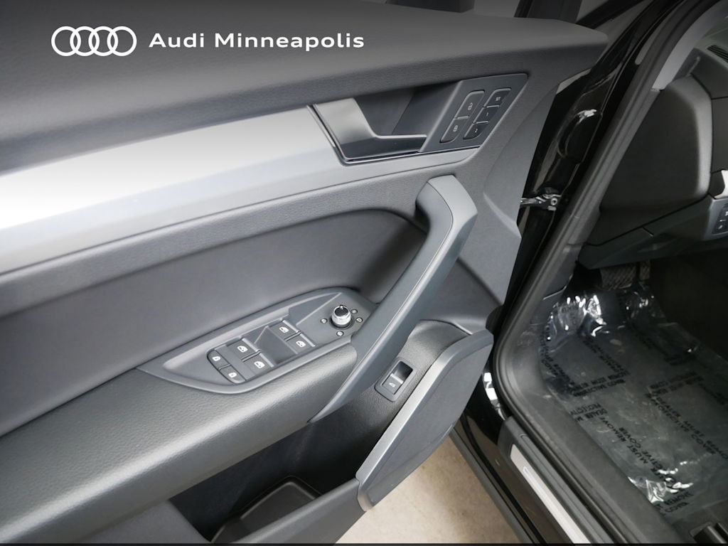 2024 Audi Q5 e Premium 18