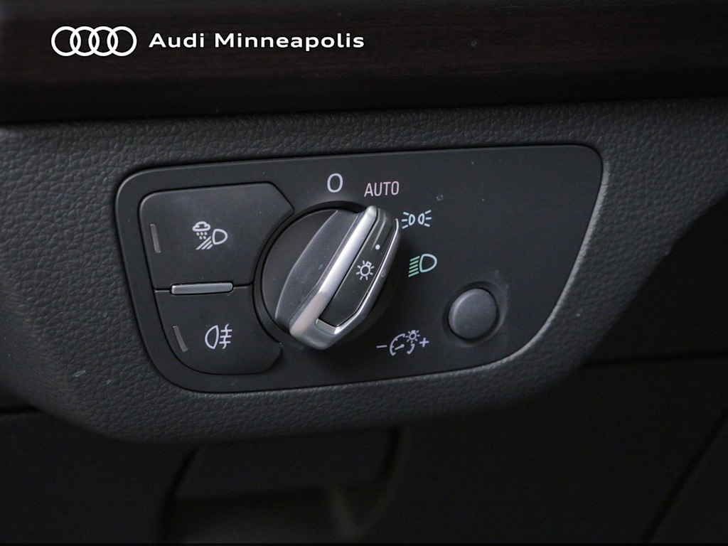 Thumbnail: 2023 Audi Q5 - 20