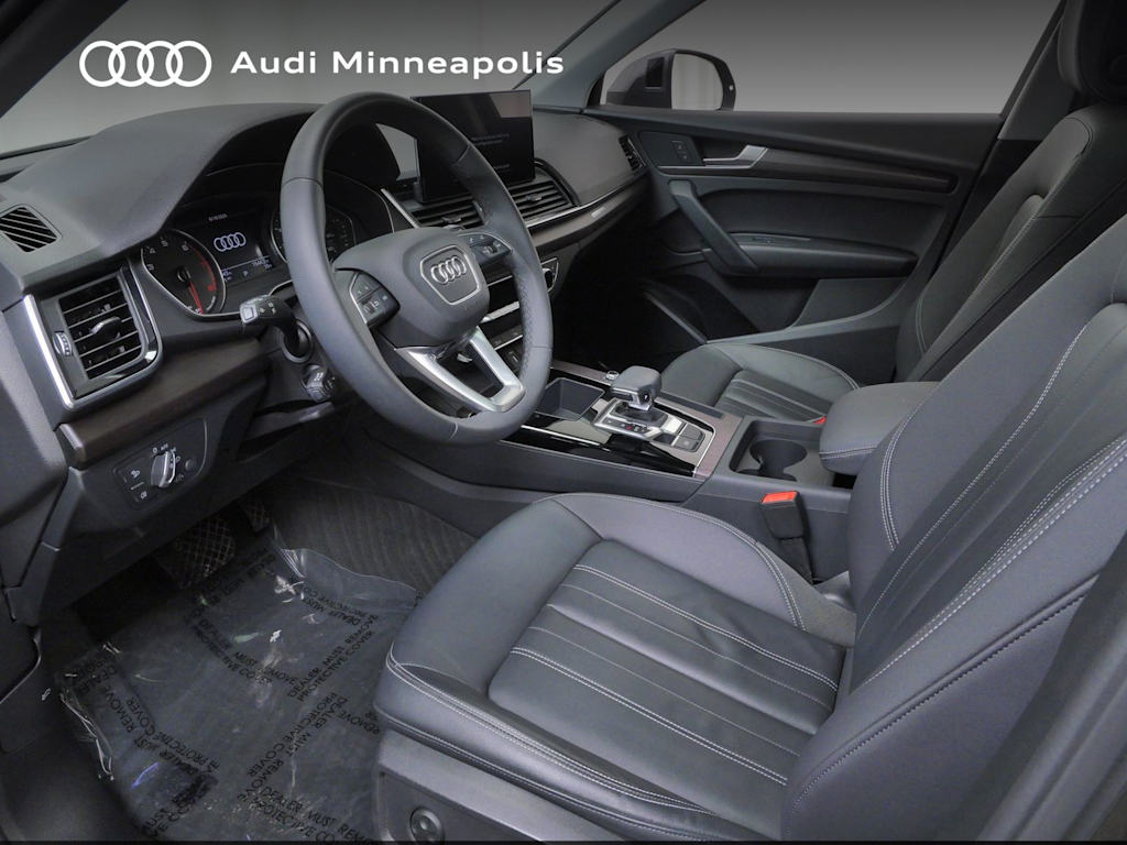 Thumbnail: 2023 Audi Q5 - 7