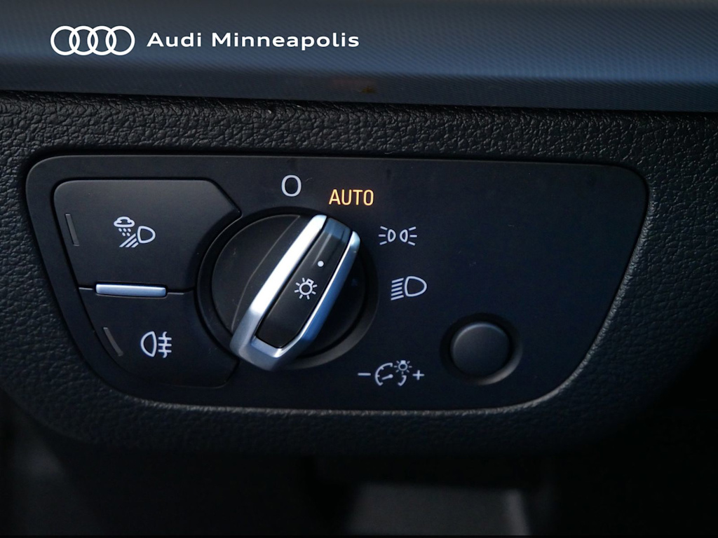 Thumbnail: 2025 Audi Q5 - 20