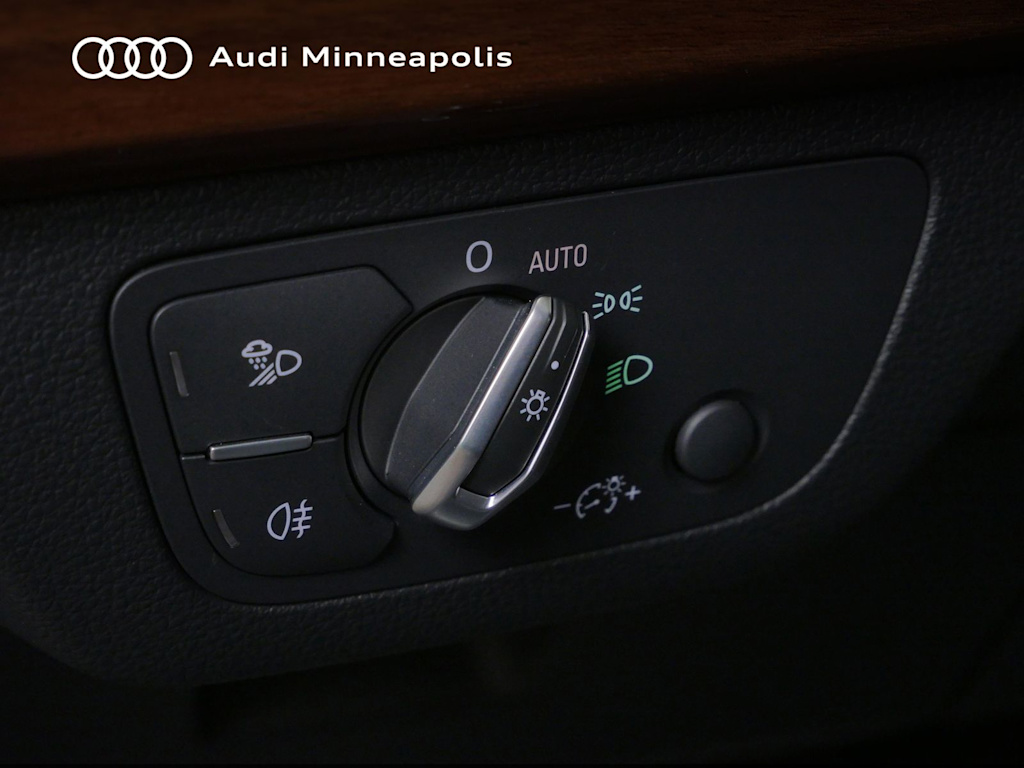 Thumbnail: 2023 Audi Q5 - 21