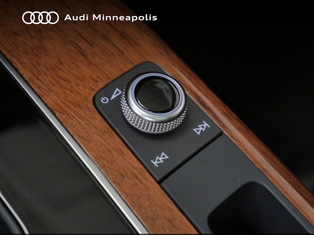 Thumbnail: 2023 Audi Q5 - 25