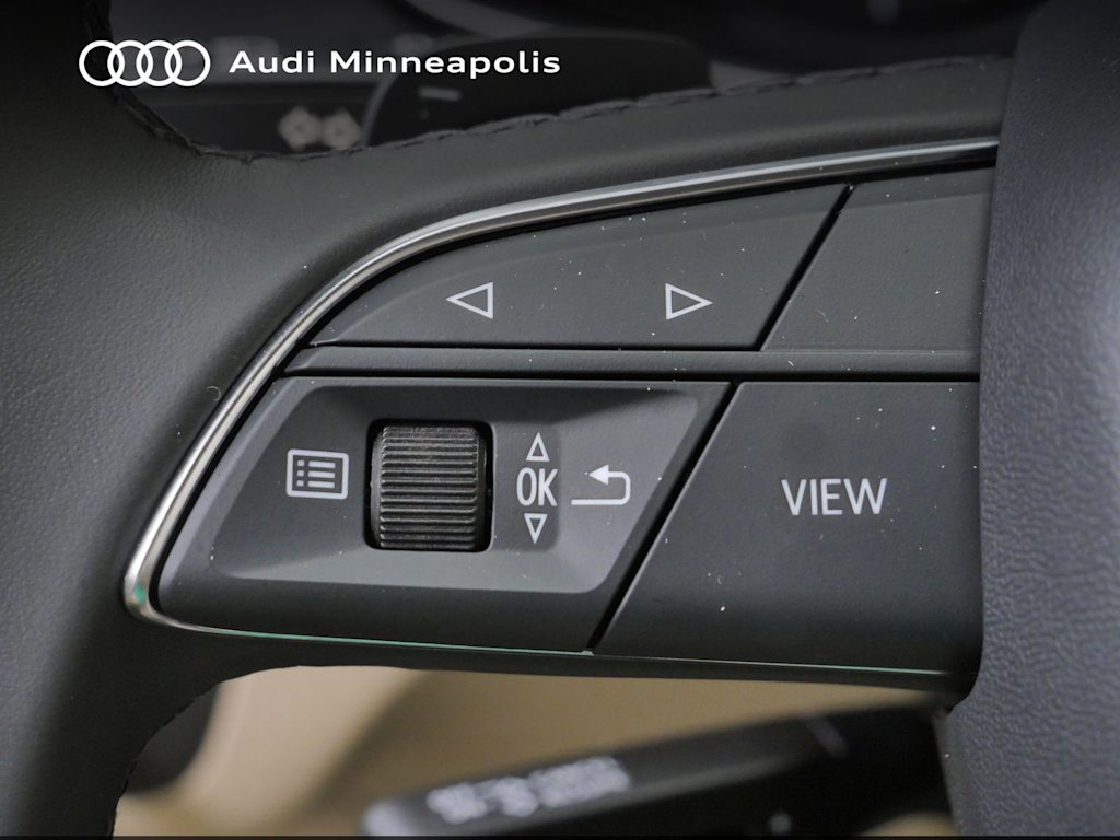 Thumbnail: 2023 Audi Q5 - 21