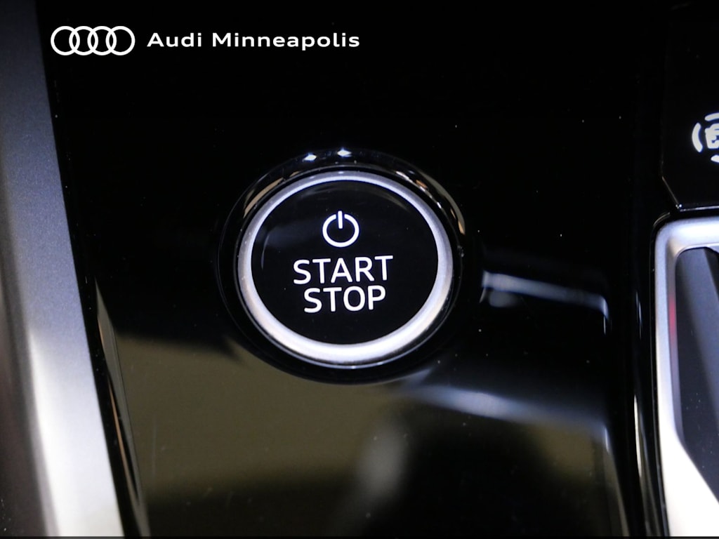 Thumbnail: 2024 Audi Q4 e-tron - 24