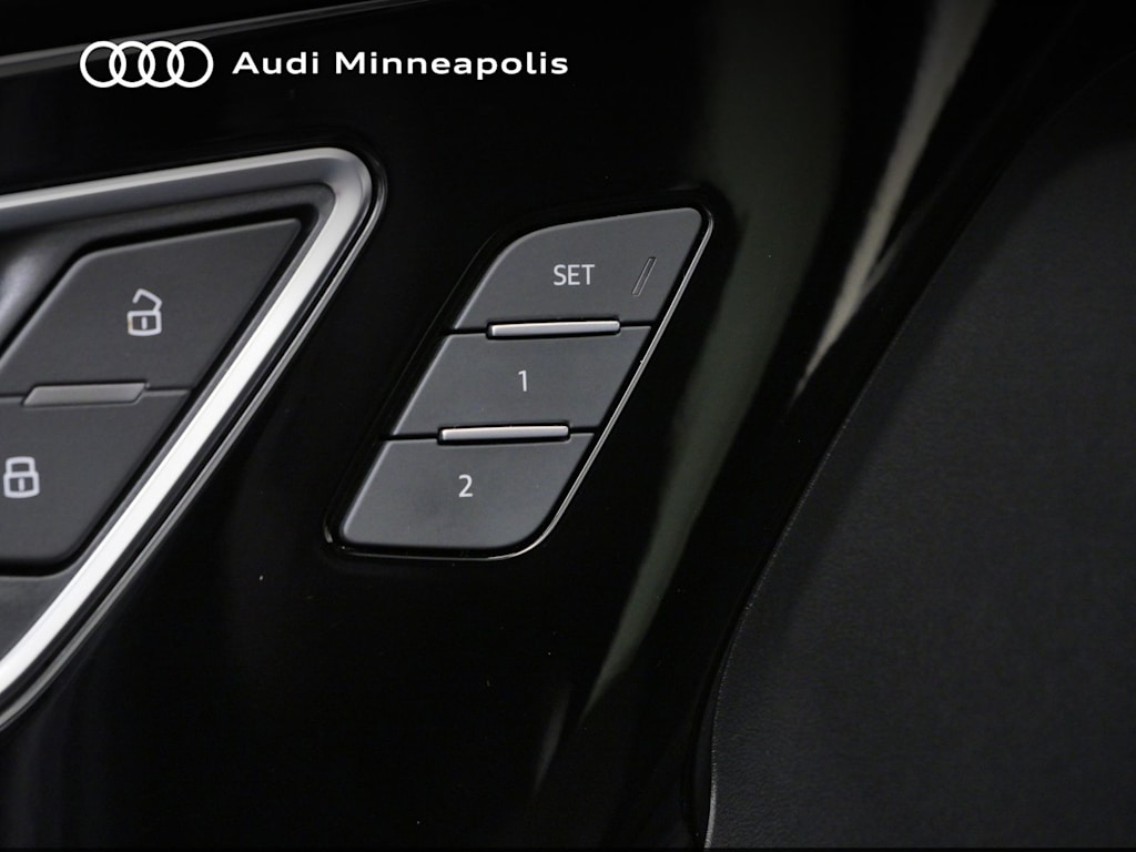 Thumbnail: 2023 Audi Q4 e-tron - 20