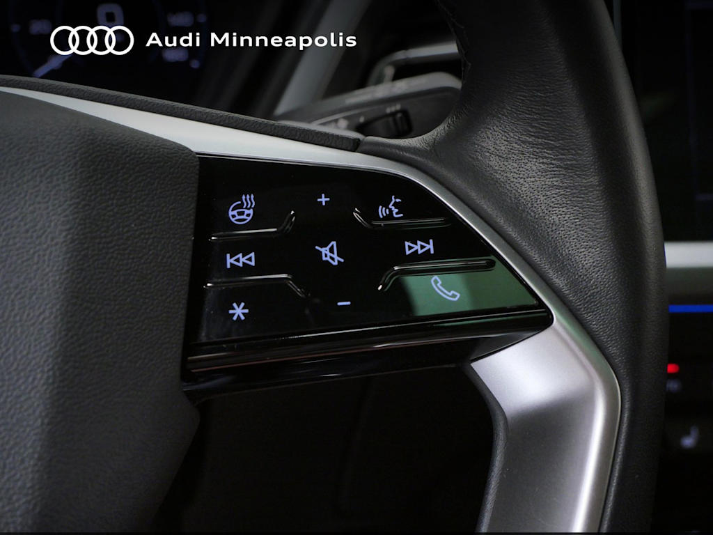 Thumbnail: 2023 Audi Q4 e-tron - 22