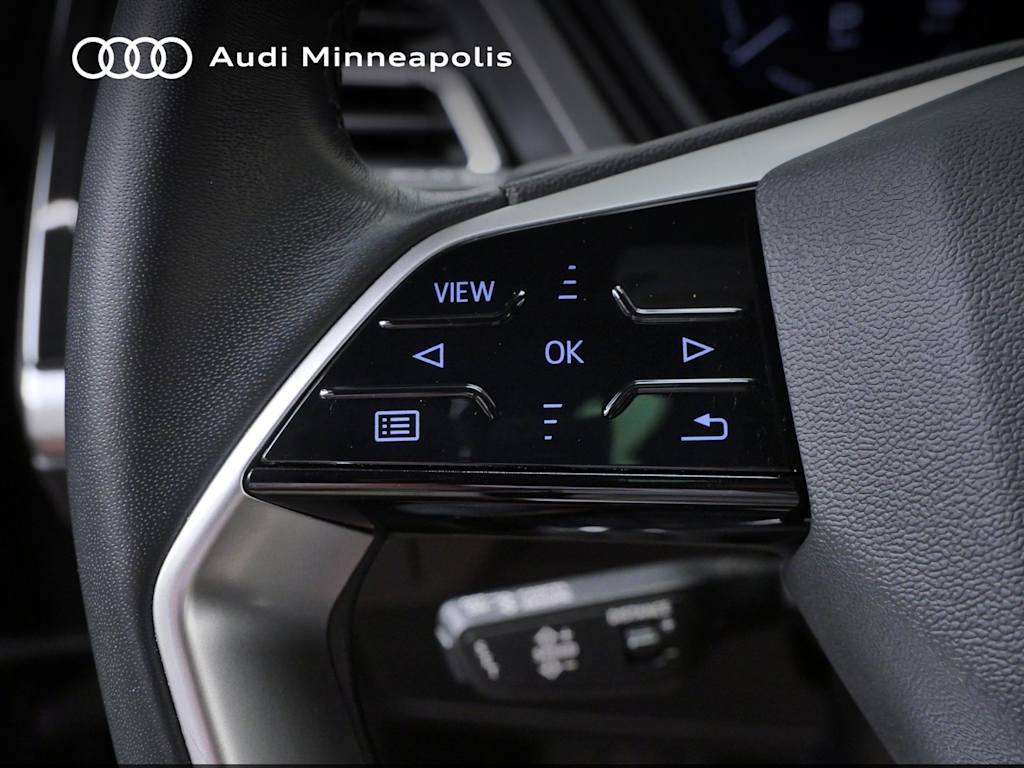 Thumbnail: 2023 Audi Q4 e-tron - 21