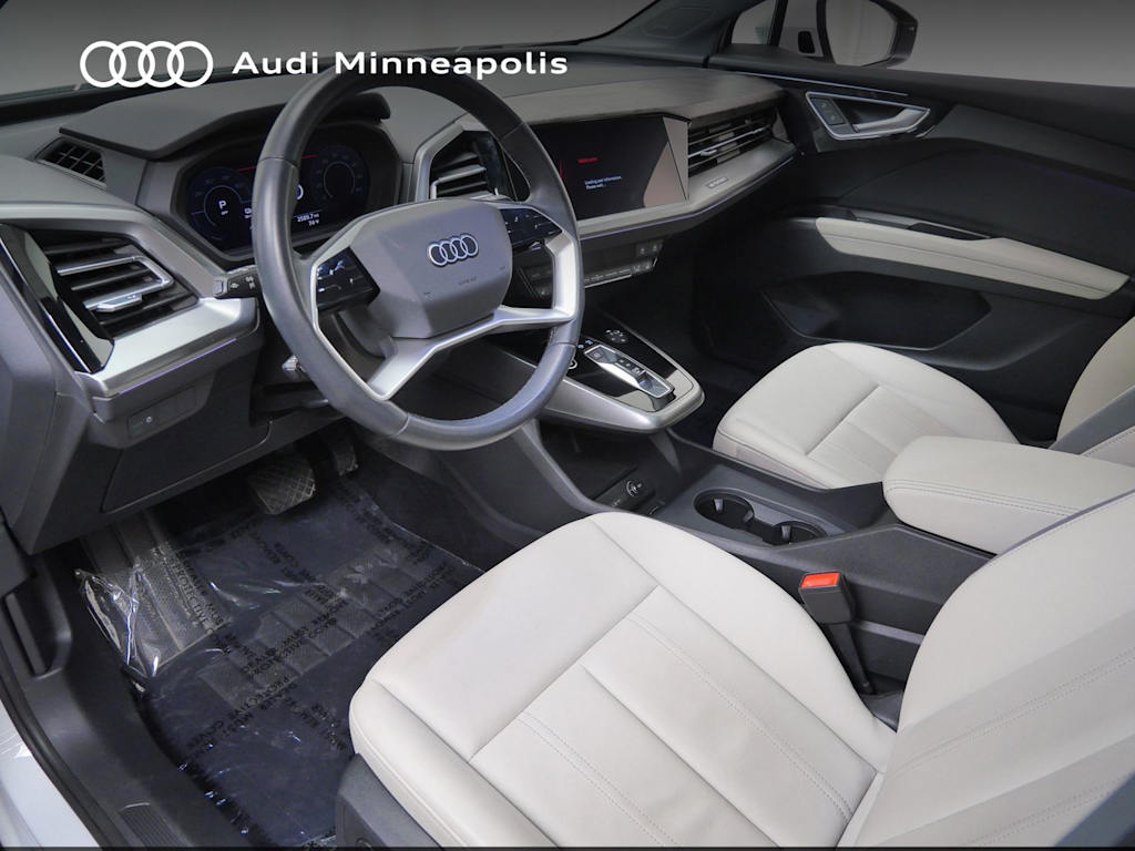 Thumbnail: 2023 Audi Q4 e-tron - 2