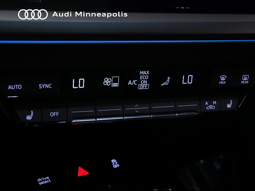 Thumbnail: 2023 Audi Q4 e-tron - 23