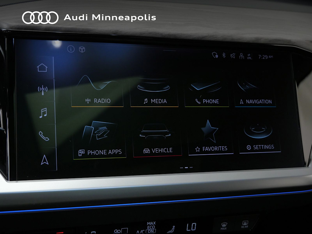 Thumbnail: 2023 Audi Q4 e-tron - 23