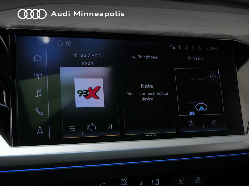 Thumbnail: 2023 Audi Q4 e-tron - 8