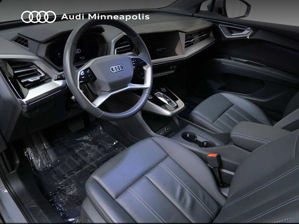 Thumbnail: 2023 Audi Q4 e-tron - 2