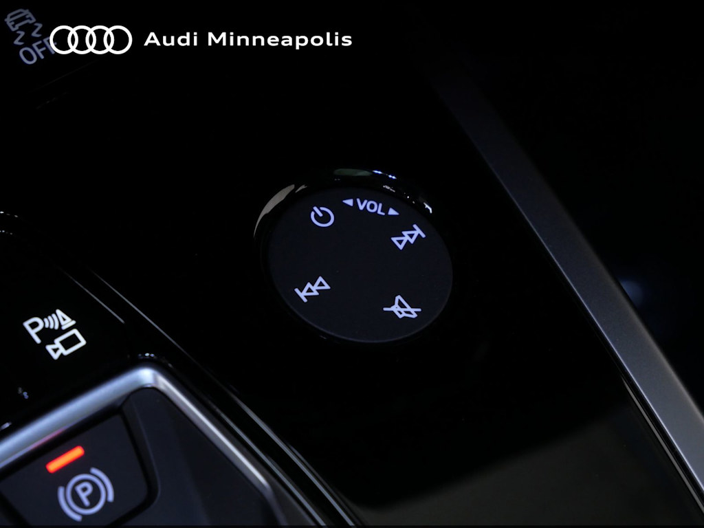 Thumbnail: 2023 Audi Q4 e-tron - 26