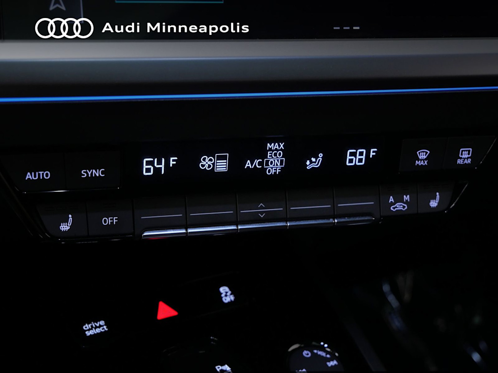Thumbnail: 2023 Audi Q4 e-tron - 24