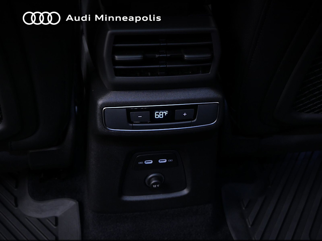 Thumbnail: 2023 Audi Q4 e-tron - 19