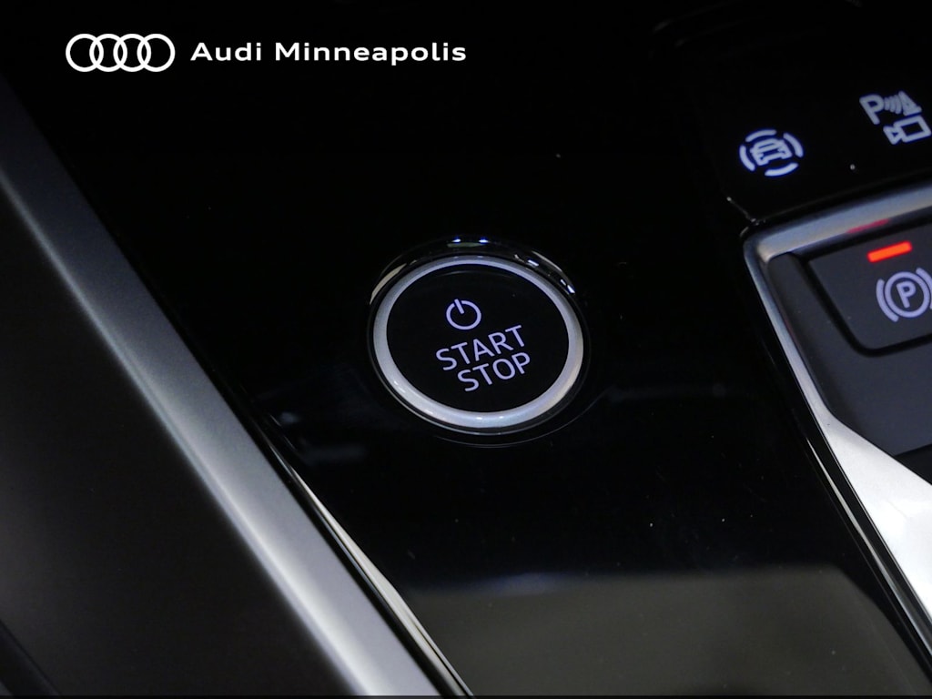 Thumbnail: 2023 Audi Q4 e-tron - 25