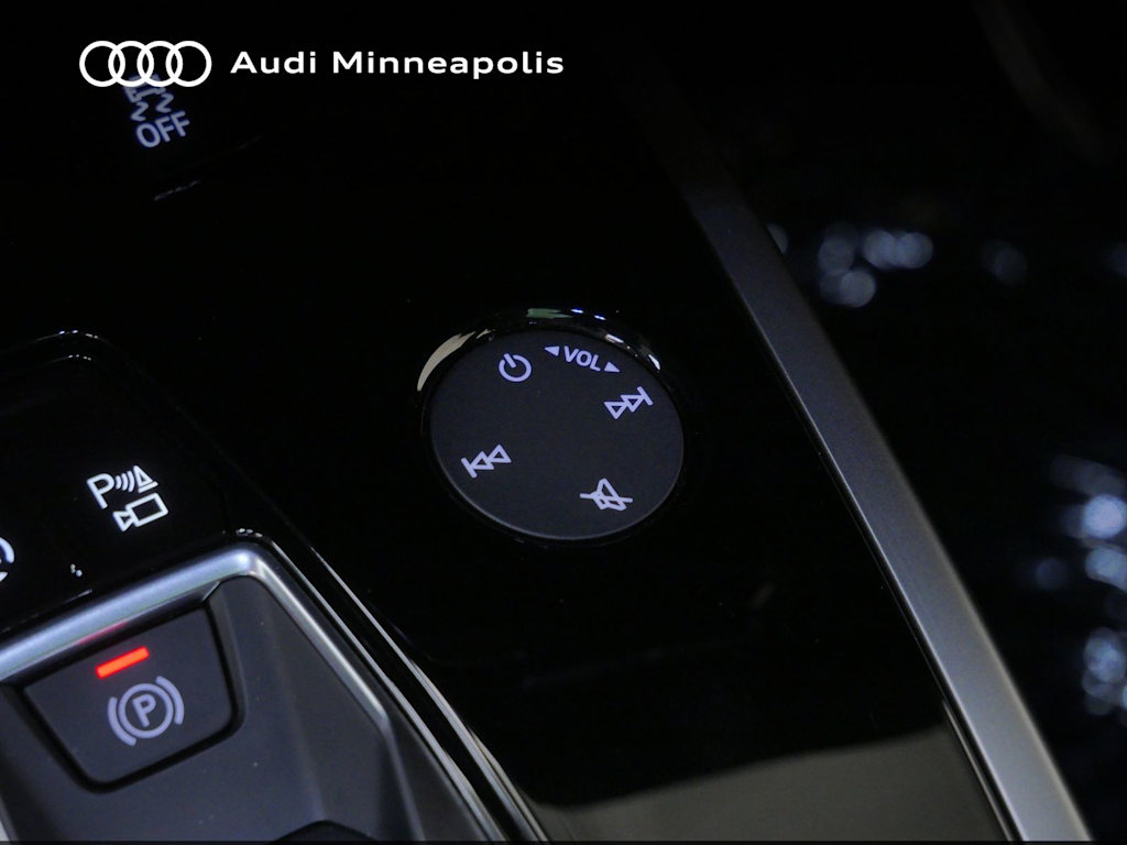 Thumbnail: 2023 Audi Q4 e-tron - 26
