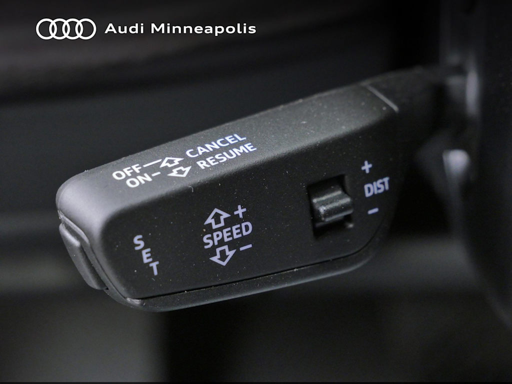 Thumbnail: 2023 Audi Q7 - 22