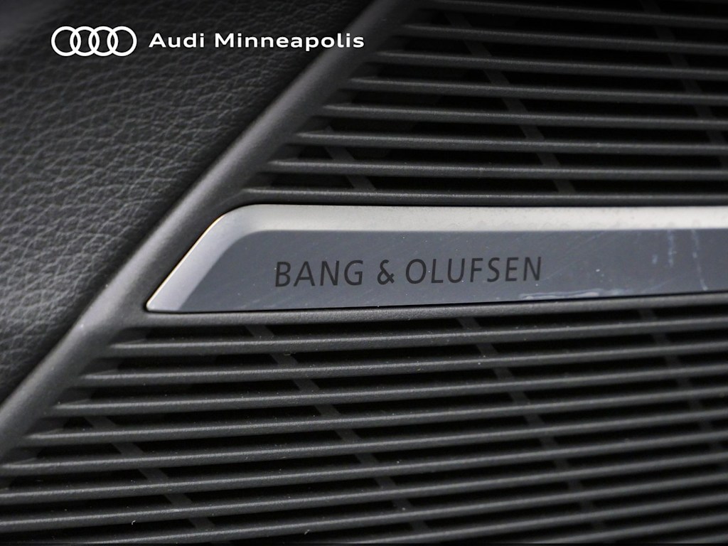 Thumbnail: 2023 Audi Q7 - 11