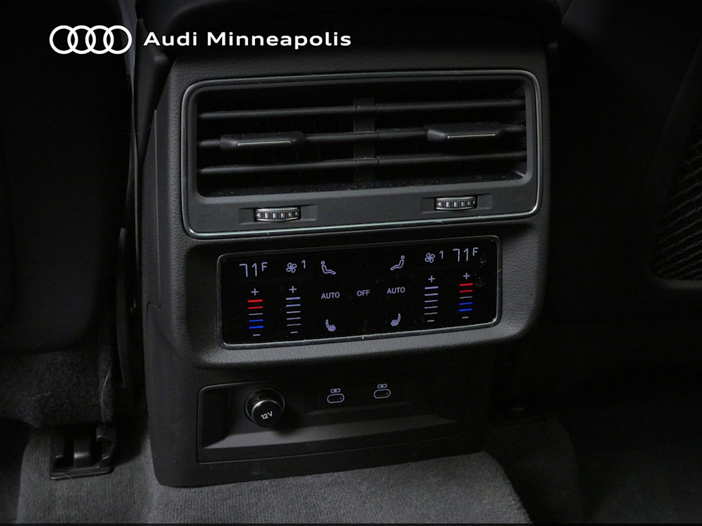 Thumbnail: 2023 Audi Q7 - 19