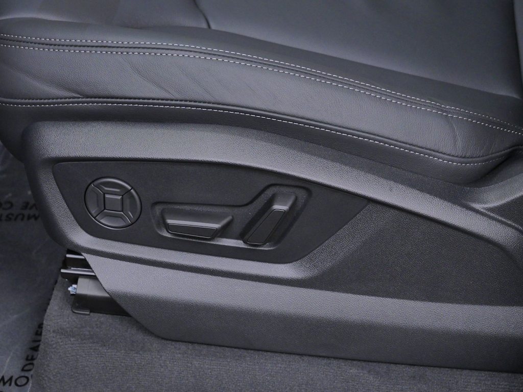 Thumbnail: 2026 Audi Q7 - 13