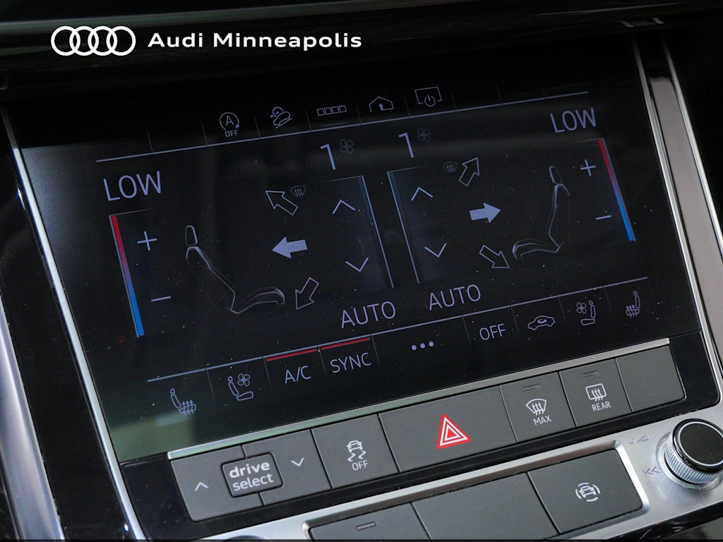 Thumbnail: 2023 Audi Q7 - 25