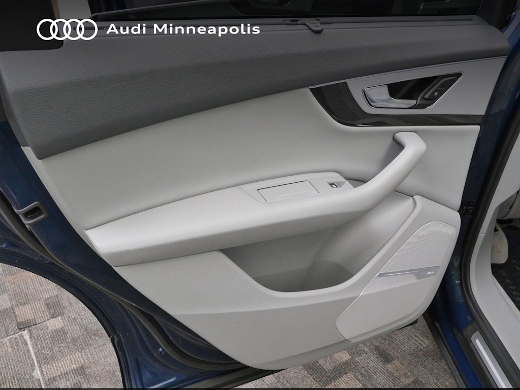 Thumbnail: 2018 Audi Q7 - 16