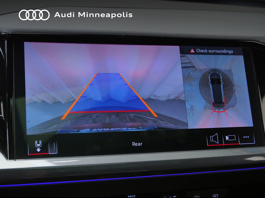 Thumbnail: 2025 Audi Q4 e-tron - 27