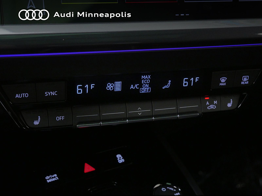Thumbnail: 2025 Audi Q4 e-tron - 24