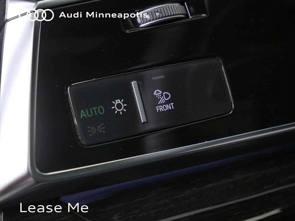 Thumbnail: 2026 Audi Q7 - 10